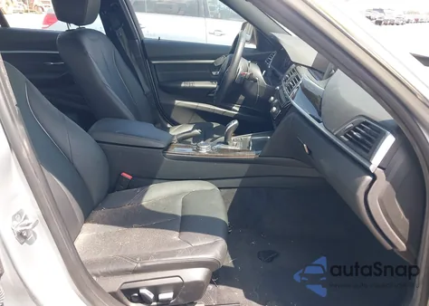 2016 BMW 328I z USA, uszkodzony, nr VIN WBA8E9C56GK646297